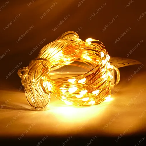 Elemes mikró ledes Nano fényfüzér, extra meleg /2300 kelvin!/ fehér Leddel. Csak világít, időzítős! Elem nem tartozék, 3× AA 1,5 V. Life Light Led 2 év garancia! Karácsonyi fényfüzér LLKNANOBAT3XAA50LWW 2 év gar.