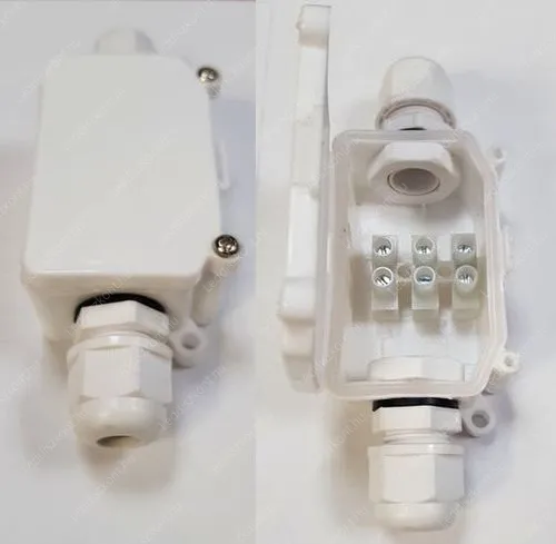 IP65 vízhatlan fehér kötődoboz, 450V/24A, 3*0,5mm-2,5mm vezetékhez! Minden kültéri lámpatest elengedhetetlen kelléke! Life Light Led. Led kötődoboz LLRIP65DOBOZW 1 év gar.