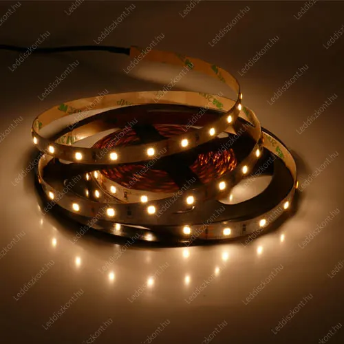 Led szalag 60 led/m, 2835 chip, 520 Lumen, 2700K, meleg fehér. Life Light Led 2 év garancia! Led szalag LLSZ283560L2EV2700KE 2 év gar.