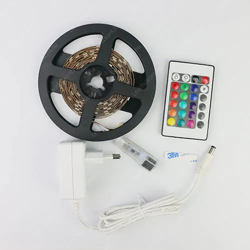 RGB Led szalag csomag, 3 méter RGB Led szalag 30 Ledes, 24 gombos infrás vezérlő, 1,5A tápegység. Life Light Led. Led szalag csomag LLSZ505030L2EVRGB3MSZETT 2 év gar.